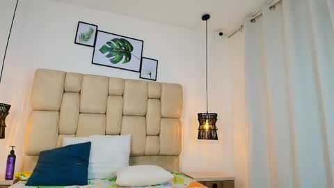 cinthiabaker online show from 18, 4, 2026