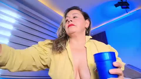 Cinthya online show from 19, 6, 2026