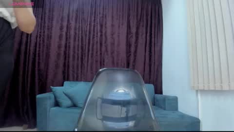 Snapshot of cintiagreyx chatting on 7, 10, 2025 CINTIA online show from 7, 10, 2025