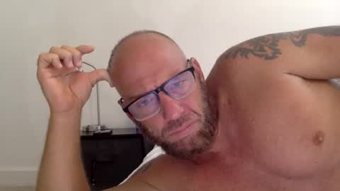 . online show from 8, 10, 2025