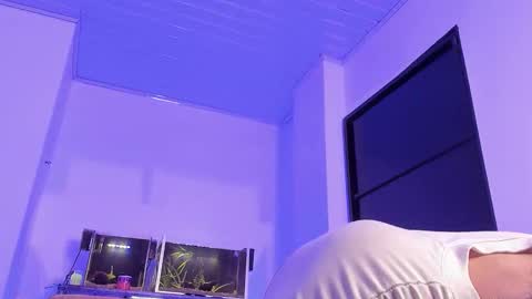 cj_davis1 online show from 2, 12, 2025