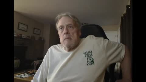 Snapshot of cjscout chatting on 4, 2, 2025 cjscout online show from 4, 2, 2025