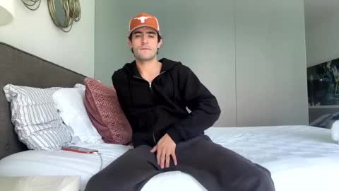 ckeefer96 online show from 19, 4, 2026