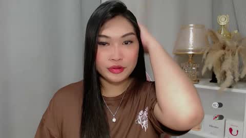 CLAIRE online show from 11, 5, 2026