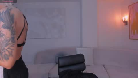 Claire Dawson online show from 18, 4, 2026