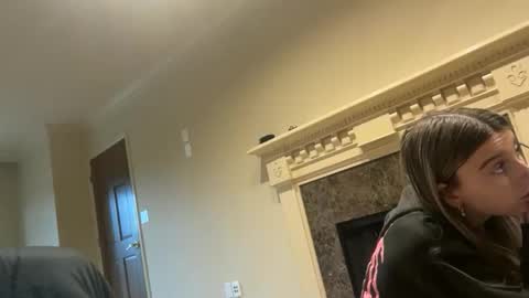 clairewalkerrr online show from 4, 12, 2025