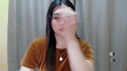 Snapshot of clairewntr_ chatting on 10, 12, 2024 CLAIRE online show from 10, 12, 2024