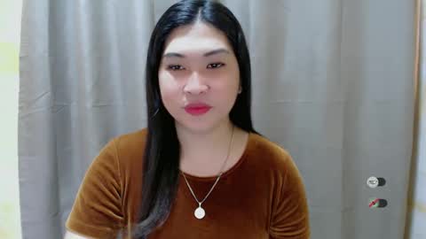 Snapshot of clairewntr_ chatting on 11, 12, 2024 CLAIRE online show from 11, 12, 2024