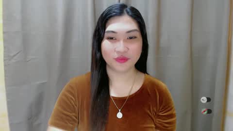 Snapshot of clairewntr_ chatting on 13, 12, 2024 CLAIRE online show from 13, 12, 2024