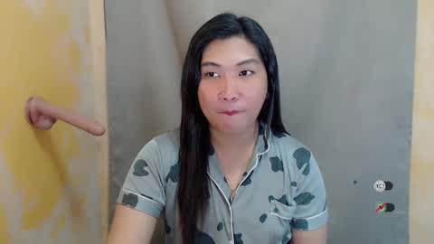 Snapshot of clairewntr_ chatting on 16, 12, 2024 CLAIRE online show from 16, 12, 2024