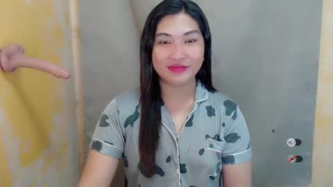 Snapshot of clairewntr_ chatting on 16, 12, 2024 CLAIRE online show from 16, 12, 2024