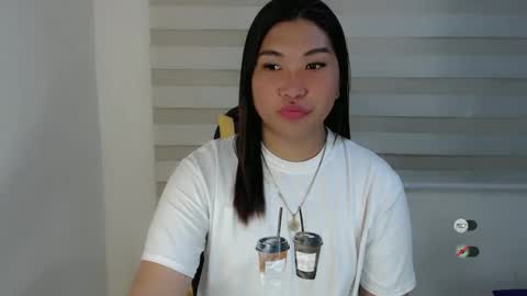 Snapshot of clairewntr_ chatting on 24, 1, 2025 CLAIRE online show from 24, 1, 2025