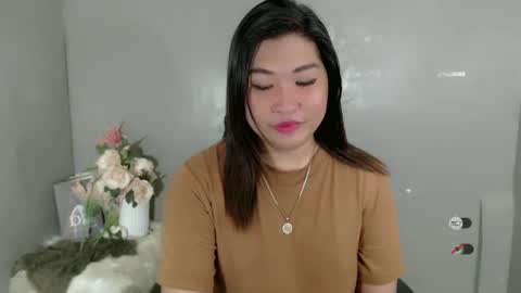 Snapshot of clairewntr_ chatting on 1, 2, 2025 CLAIRE online show from 1, 2, 2025