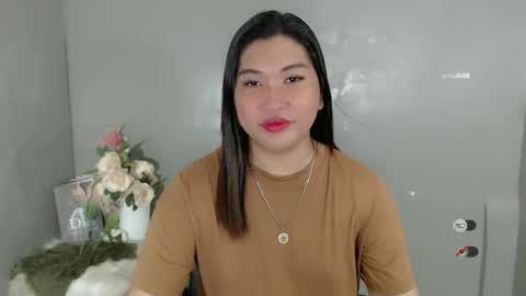 Snapshot of clairewntr_ chatting on 1, 2, 2025 CLAIRE online show from 1, 2, 2025