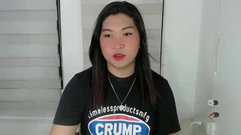 Snapshot of clairewntr_ chatting on 3, 2, 2025 CLAIRE online show from 3, 2, 2025