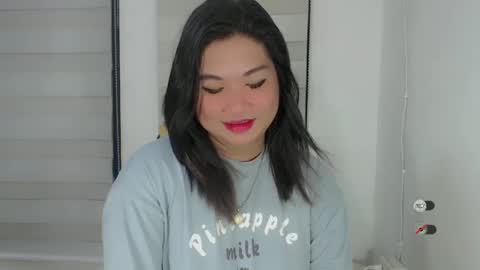 Snapshot of clairewntr_ chatting on 15, 2, 2025 CLAIRE online show from 15, 2, 2025