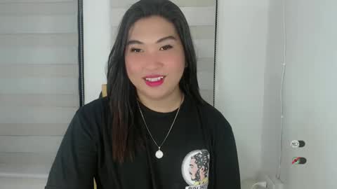 Snapshot of clairewntr_ chatting on 15, 2, 2025 CLAIRE online show from 15, 2, 2025
