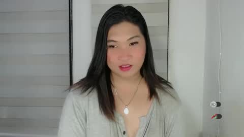 Snapshot of clairewntr_ chatting on 24, 2, 2025 CLAIRE online show from 24, 2, 2025