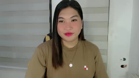 Snapshot of clairewntr_ chatting on 6, 3, 2025 CLAIRE online show from 6, 3, 2025