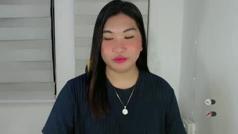 Snapshot of clairewntr_ chatting on 8, 3, 2025 CLAIRE online show from 8, 3, 2025