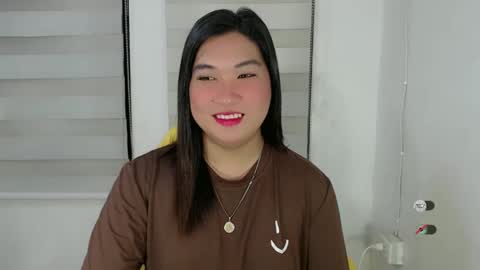 Snapshot of clairewntr_ chatting on 12, 3, 2025 CLAIRE online show from 12, 3, 2025