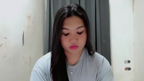 Snapshot of clairewntr_ chatting on 9, 9, 2025 CLAIRE online show from 9, 9, 2025