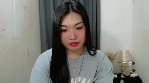 Snapshot of clairewntr_ chatting on 3, 10, 2025 CLAIRE online show from 3, 10, 2025
