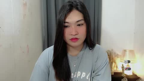 Snapshot of clairewntr_ chatting on 12, 10, 2025 CLAIRE online show from 12, 10, 2025