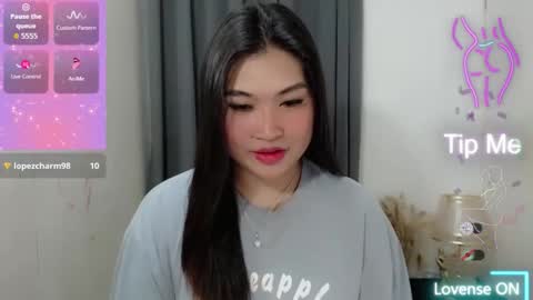 Snapshot of clairewntr_ chatting on 13, 10, 2025 CLAIRE online show from 13, 10, 2025