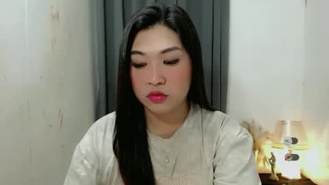Snapshot of clairewntr_ chatting on 15, 10, 2025 CLAIRE online show from 15, 10, 2025