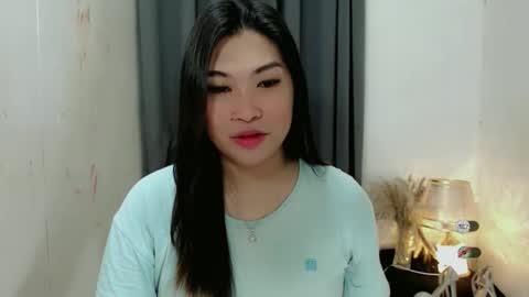 Snapshot of clairewntr_ chatting on 19, 10, 2025 CLAIRE online show from 19, 10, 2025