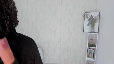 Clara  online show from 26, 12, 2024