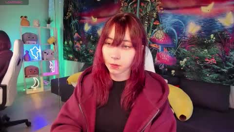 Snapshot of clarabenson chatting on 3, 11, 2025 clarabenson online show from 3, 11, 2025