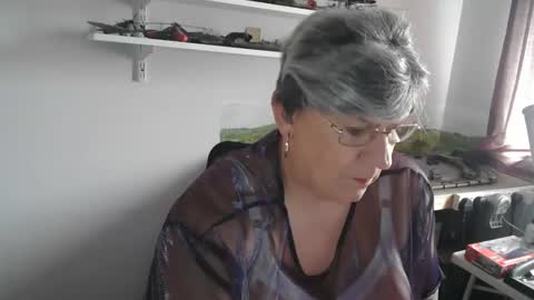 clare nylons online show from 2, 5, 2026