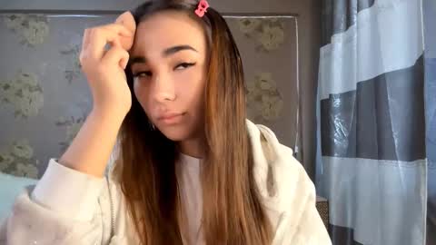 Yuna online show from 15, 10, 2025