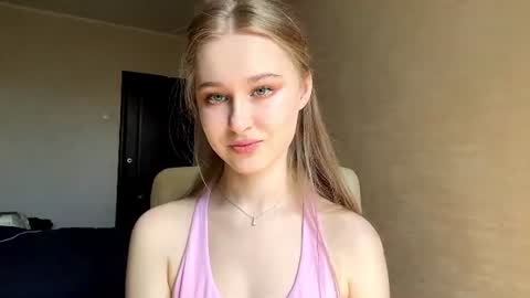 Snapshot of clarisaaltman chatting on 21, 6, 2026 Ange online show from 21, 6, 2026