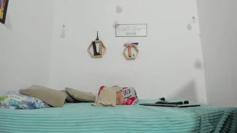 Snapshot of clarise_cooper chatting on 24, 9, 2025 clarise_cooper online show from 24, 9, 2025