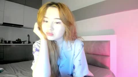 Snapshot of clarity_yumi chatting on 6, 10, 2025 Yumi online show from 6, 10, 2025