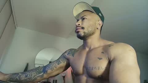 Snapshot of clark_strong chatting on 9, 11, 2025 clark_strong online show from 9, 11, 2025