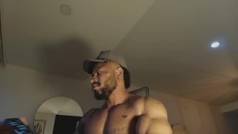 Snapshot of clark_strong chatting on 2, 5, 2026 clark_strong online show from 2, 5, 2026