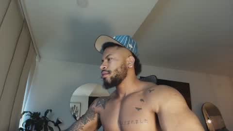 Snapshot of clark_strong chatting on 22, 6, 2026 clark_strong online show from 22, 6, 2026