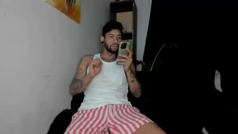 clark_tommy11 online show from 4, 12, 2024