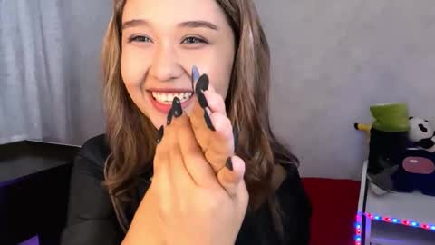 Lara online show from 21, 11, 2025