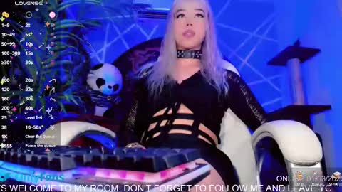   online show from 2, 3, 2025