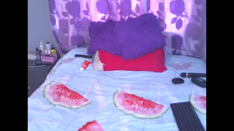 claudine valencia online show from 14, 12, 2024