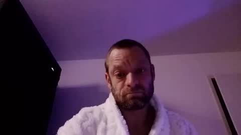 Snapshot of clausenflorian880 chatting on 17, 12, 2025 Florian online show from 17, 12, 2025