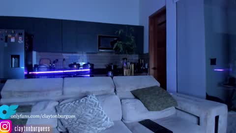 Snapshot of claytonburgues chatting on 3, 10, 2025 claytonburgues online show from 3, 10, 2025