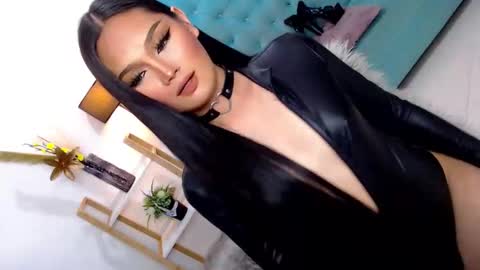 Cleo online show from 30, 11, 2025