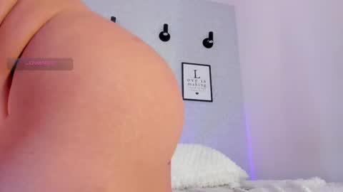 Snapshot of cleojhonson chatting on 28, 11, 2025 . Cleo Jhonson . online show from 28, 11, 2025