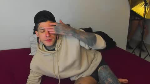 cleo y maikol online show from 21, 10, 2025